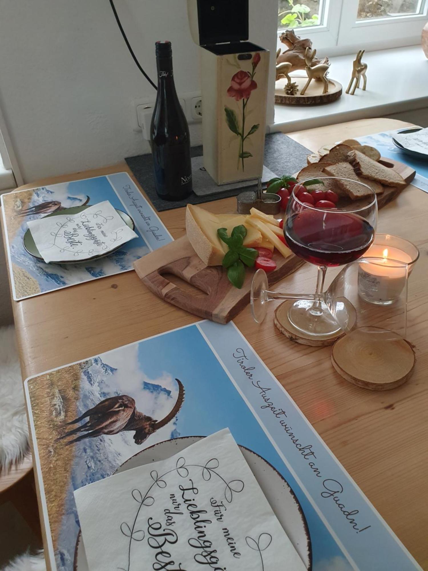 Ferienwohnung Tiroler Auszeit & Whirlpool Höfen 외부 사진